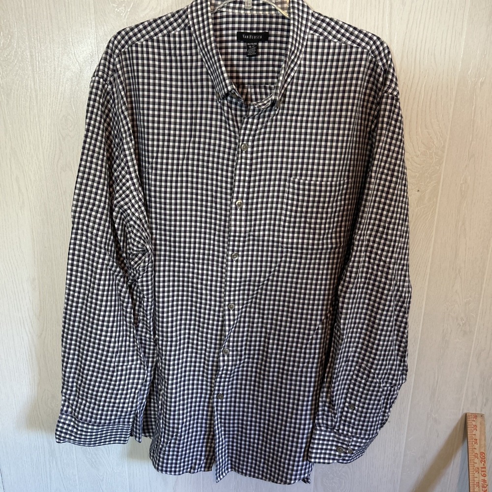 van heusen XXL 18-18.5 Purple Black Small Check Button Down Shirt